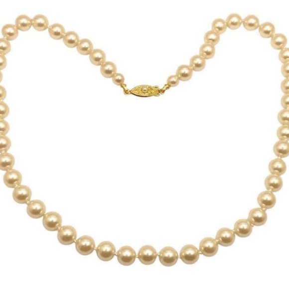 Other - Vintage Japan signed glass faux pearls beaded necklace with fancy hook clasp